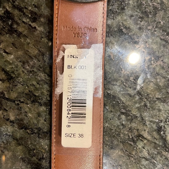 🖤NWT Penguin black leather belt size 38 - excellent condition - Picture 2 of 5